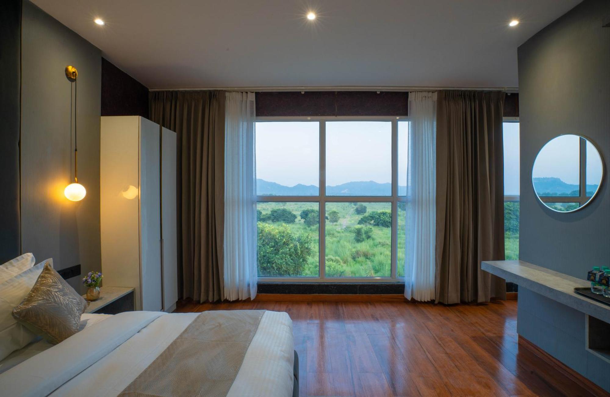 Sukoon By The Ganges - A Riverside Retreat Haridwār Extérieur photo