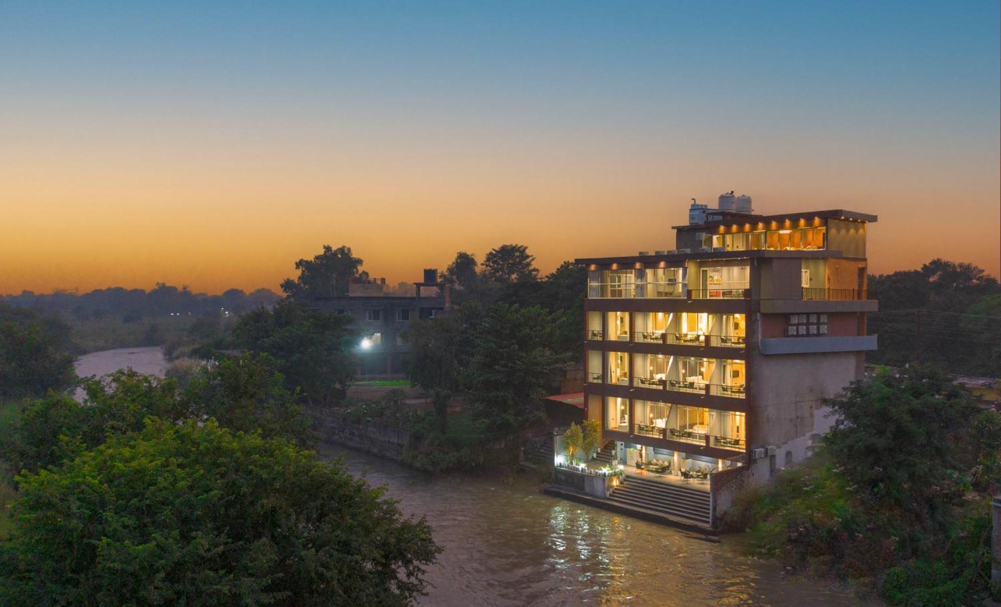 Sukoon By The Ganges - A Riverside Retreat Haridwār Extérieur photo
